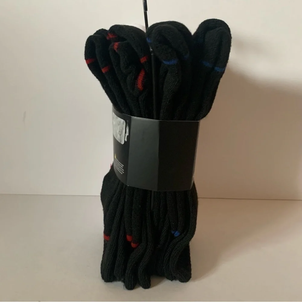 NWT. TRUE RELIGION Men’s 8 Pack Crew Socks